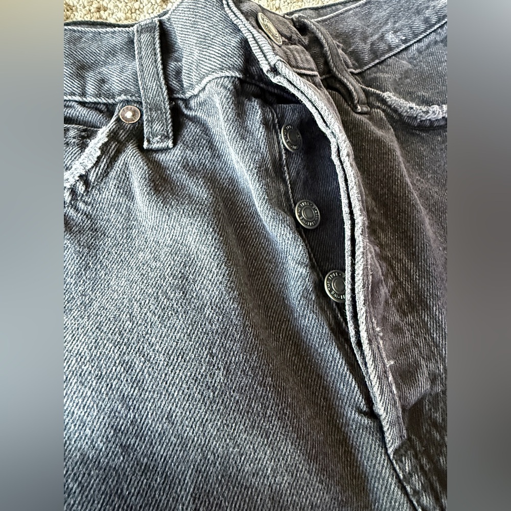 NWOT We the free! Charcoal Distressed Jeans.. Size 26 - Picture 12 of 14